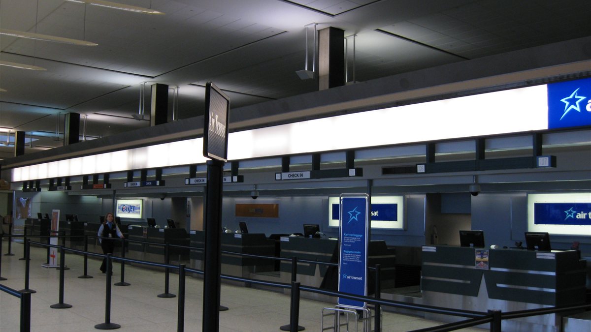 Thermal Boarding Pass Black Marks and Perforations: Drawing and Registration Control