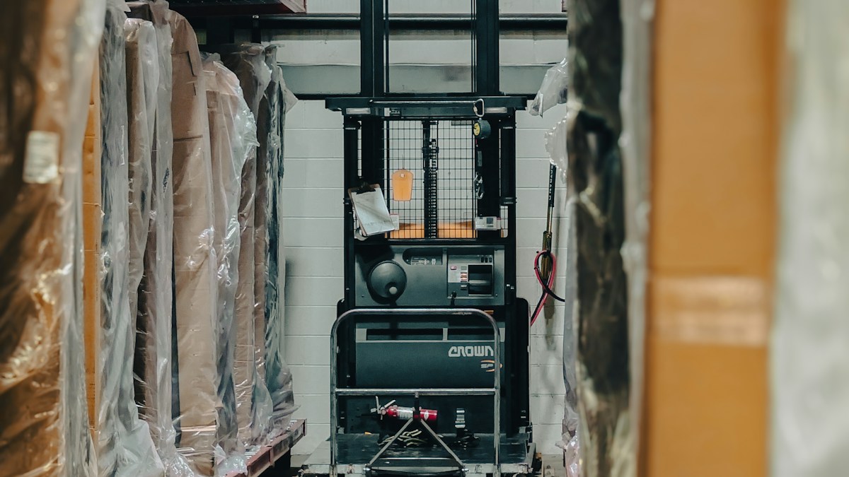 Shipping and Storing PLA Foodservice Packaging: A Buyer Plan