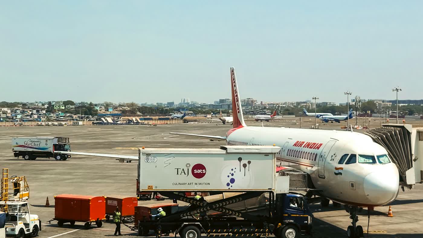 Airline Catering Security Seals: A Verifiable Dispatch and Handover Checklist